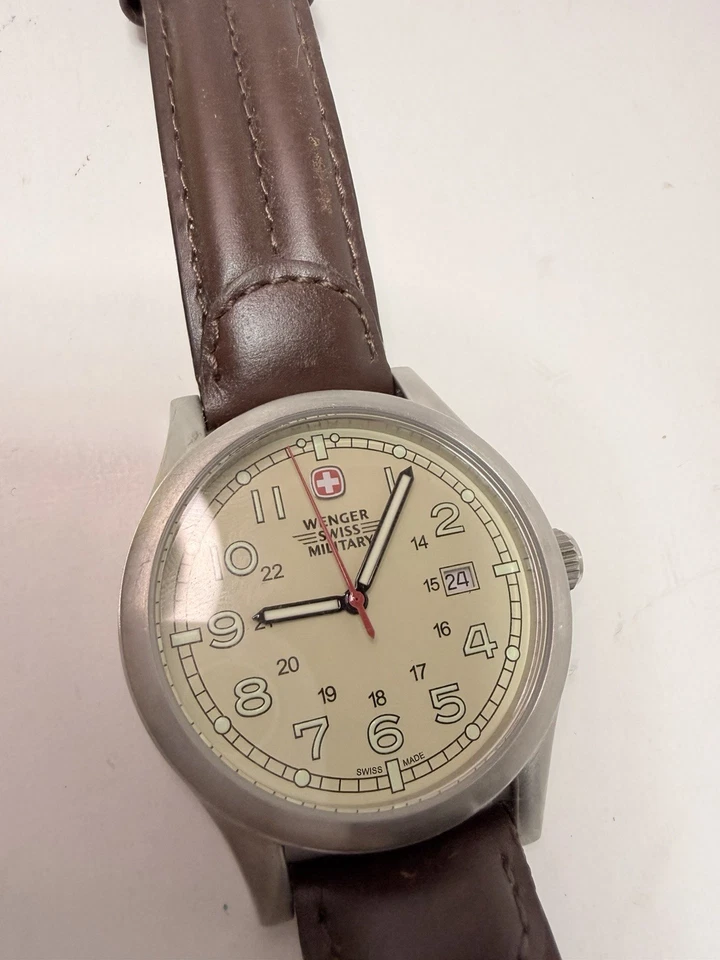 Wenger Swiss Military Men’s Watch Cream Dial Leather Strap – Needs Battery - Image 3 of 4