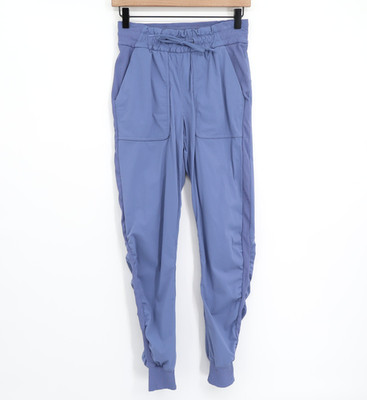 Lululemon Women's Beyond The Studio Jogger Water Drop Blue Sz 4