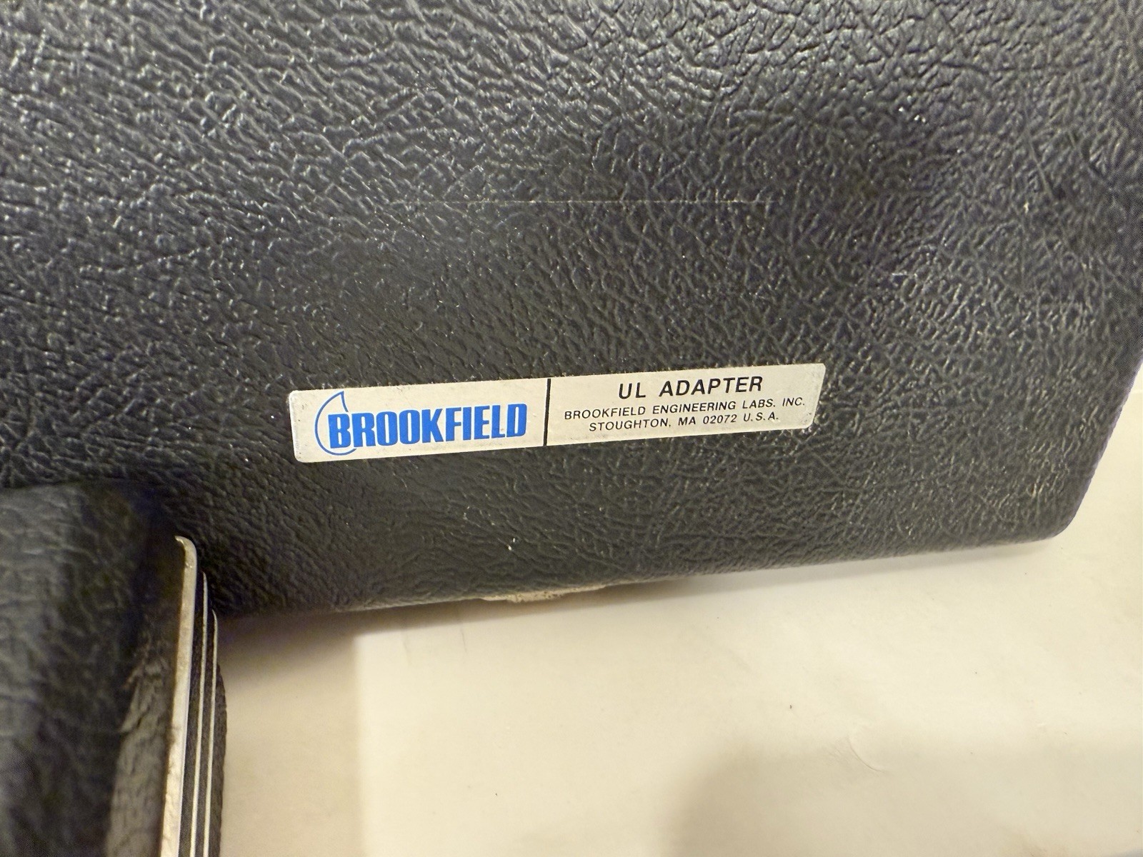 BROOKFIELD LVTDV-II Programmable Digital VISCOMETER with Adapters And Spindles