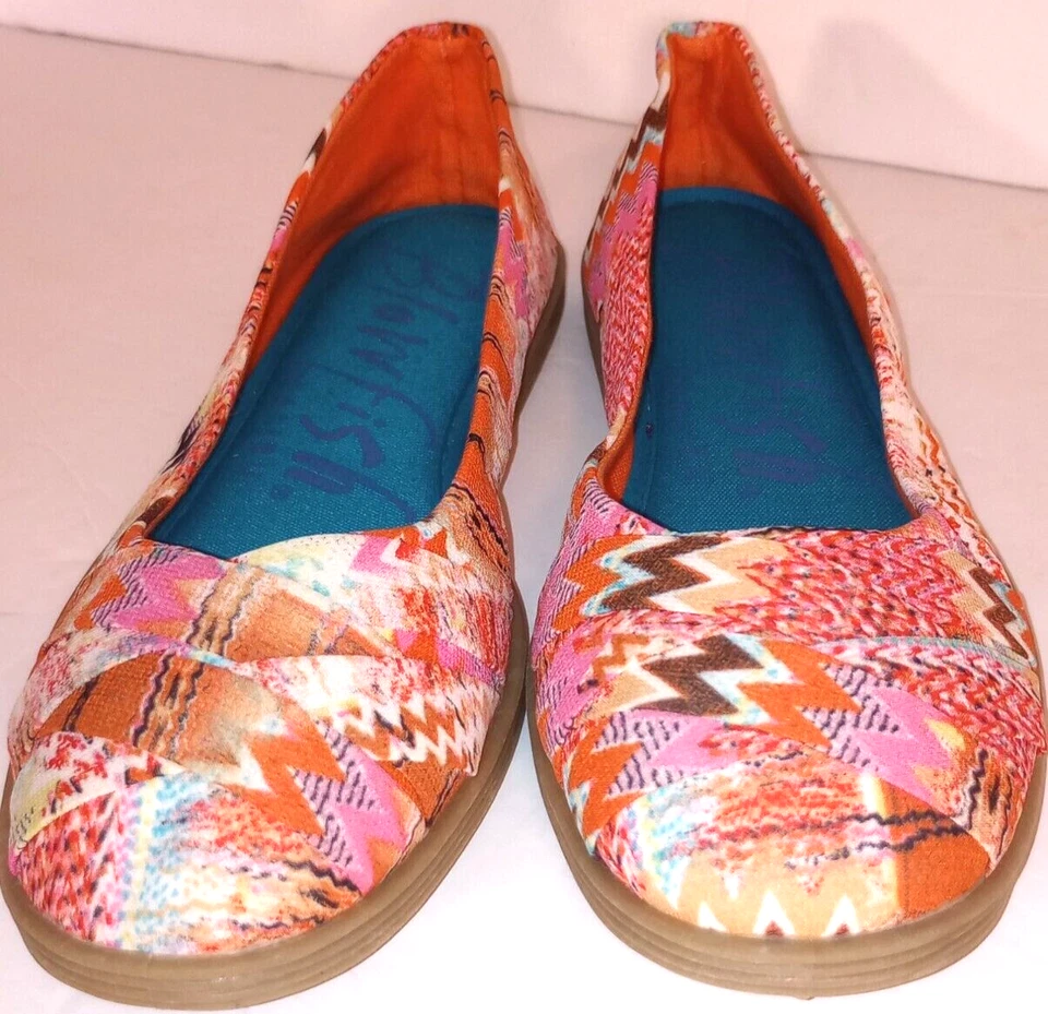 Sapatilhas de balé femininas Blowfish Malibu multicoloridas tecido abstrato tamanho 6 - Imagem 4 de 4