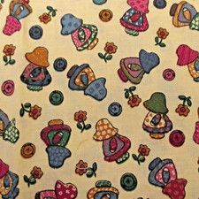 Cotton SUN BONNET SUE Fabric LITTLE QUILTS Floral Buttons Cottage 21" x 44"