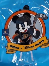Disneyland Anaheim Ducks Day Mickey Mouse Pin California Adventure NHL Hockey