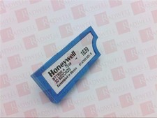 HONEYWELL ST7800A1039 / ST7800A1039 (NEW NO BOX)