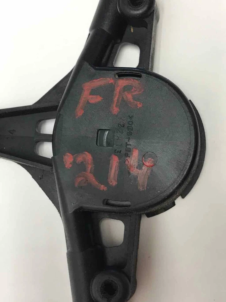 2012 MAZDA 3 Regulador de Janela de Porta Frontal Passageiro Lado Direito Destro Fabricante de Equipamento Original - Imagem 2 de 4