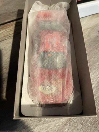 NASCAR Dale Earnhardt #3 Taz No Bull Car Action 1:32 Scale Nice - Picture 9 of 16