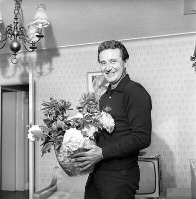 Actor Patrick McNee seen here at home 1960 OLD PHOTO 1