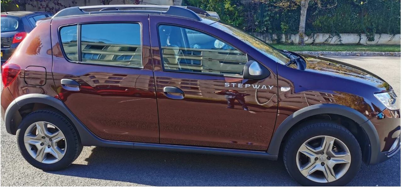 Pare-soleil Dacia Sandero II sans film fini les bulles sur vos vitres
