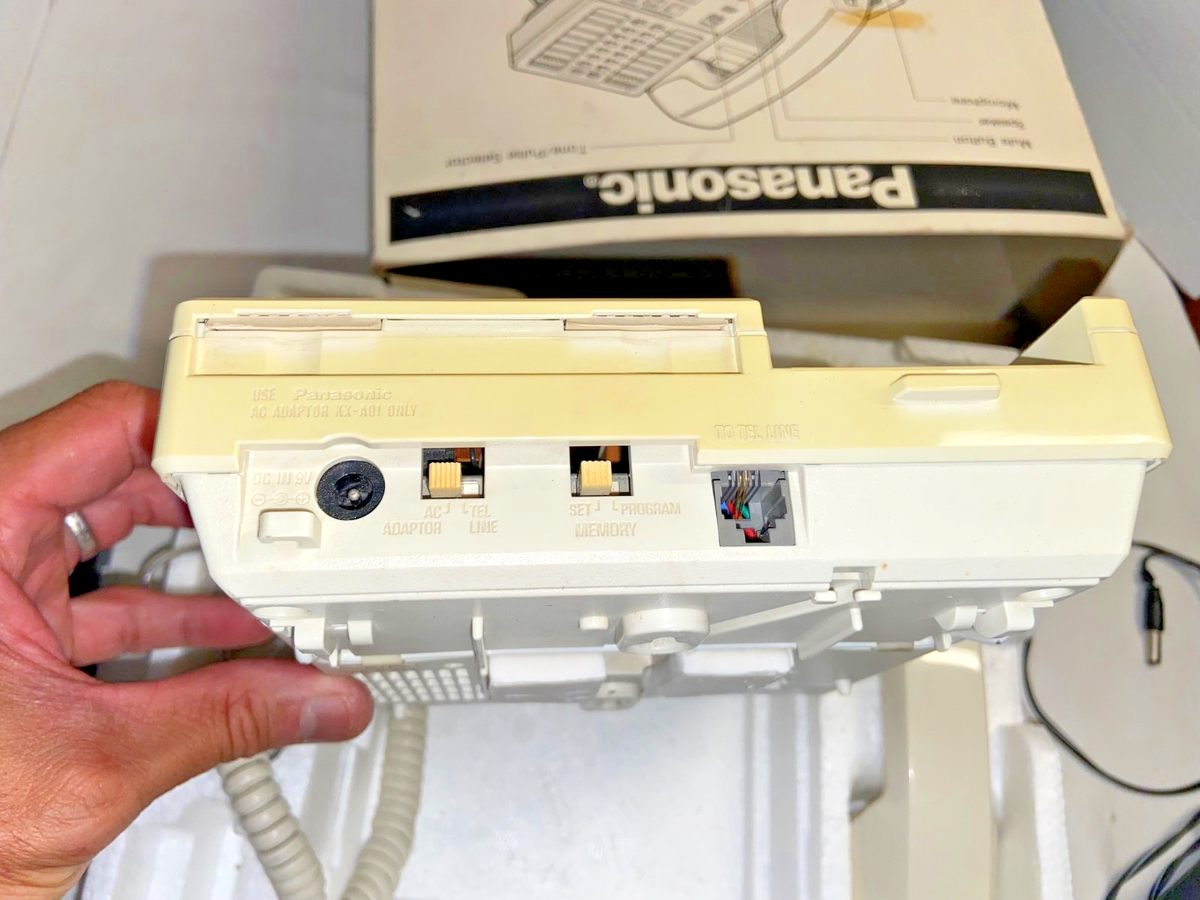 Vintage 1980's Panasonic KX-T2130 EASA-PHONE In Original Box (Made