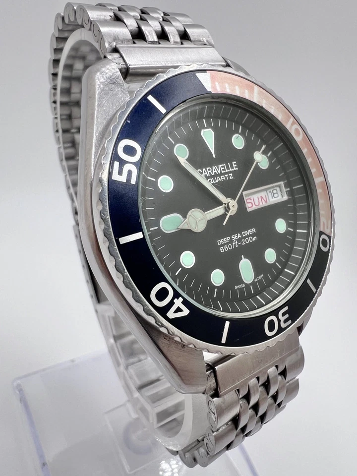 Buzo Pepsi Bulova Caravelle Deep Sea Day-Date de colección años 80 con corona atornillada Foto 4 de 4