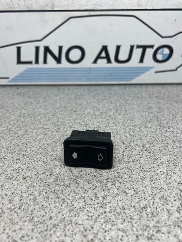 BMW 5 Touring E39 Schalter für Fensterheber hinten links 8368974 2.50 33766276