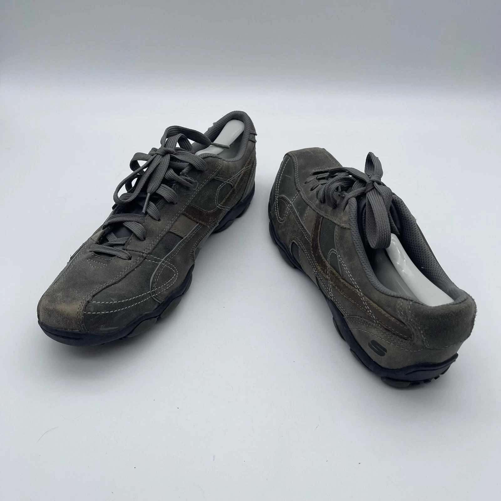 Skechers Men's Relaxed Step Charcoal Leather Casual Sneakers SN 61780