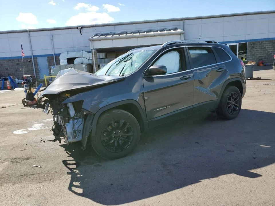 Двигатель заднего стеклоочистителя подходит для 19-23 CHEROKEE 1399517 - Изображение 4 из 4