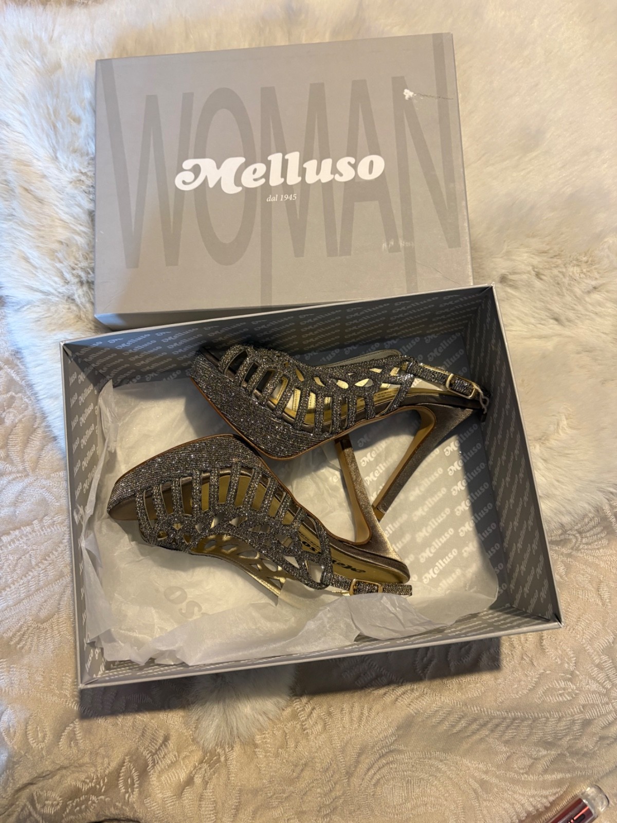 WOMENS HIGH END SHOES AND SANDLES AND BOOTS image 4