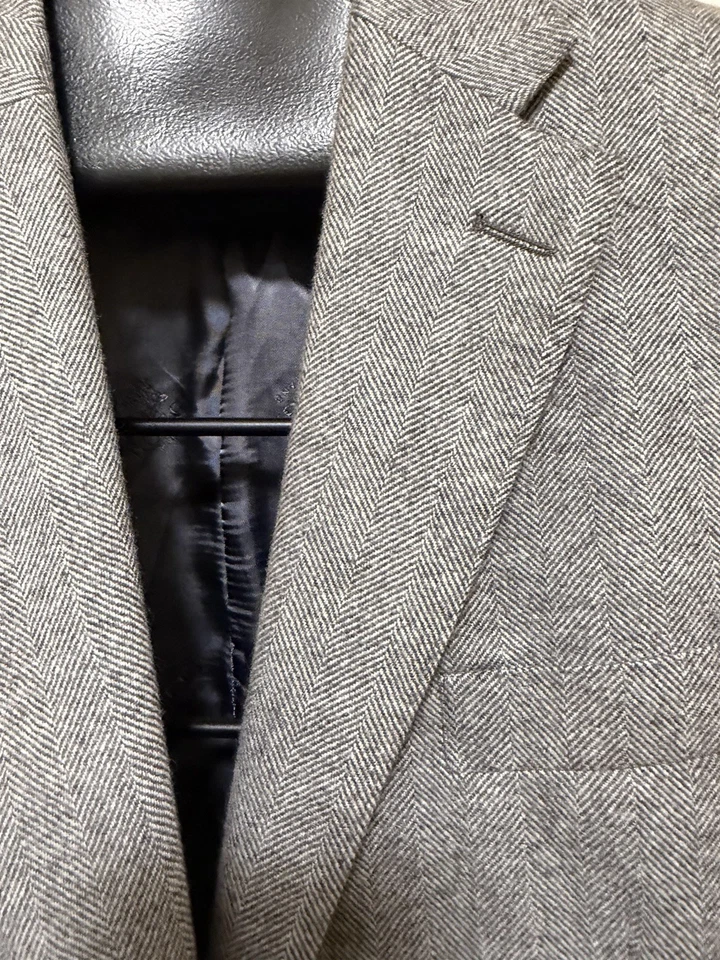 Men’s Boggi Milano Gray Herringbone Wool 3Btn 3 Roll 2 Blazer Eu 50 / US 40 R - Image 4 of 4