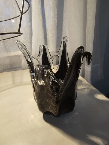 MURANO Black & Clear Pull Glass Art Vase Gold Shimmer Accents Italy Vintage EUC!