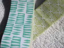 1 Goody Ouchless Soft Wide Elastic Fabric Reversible Comfort Head Wrap Band Leaf