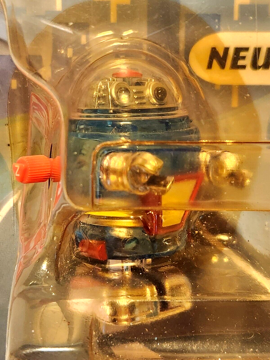 Z WindUps Miniature Robotic Toy NEUTRON Age 4+ by California