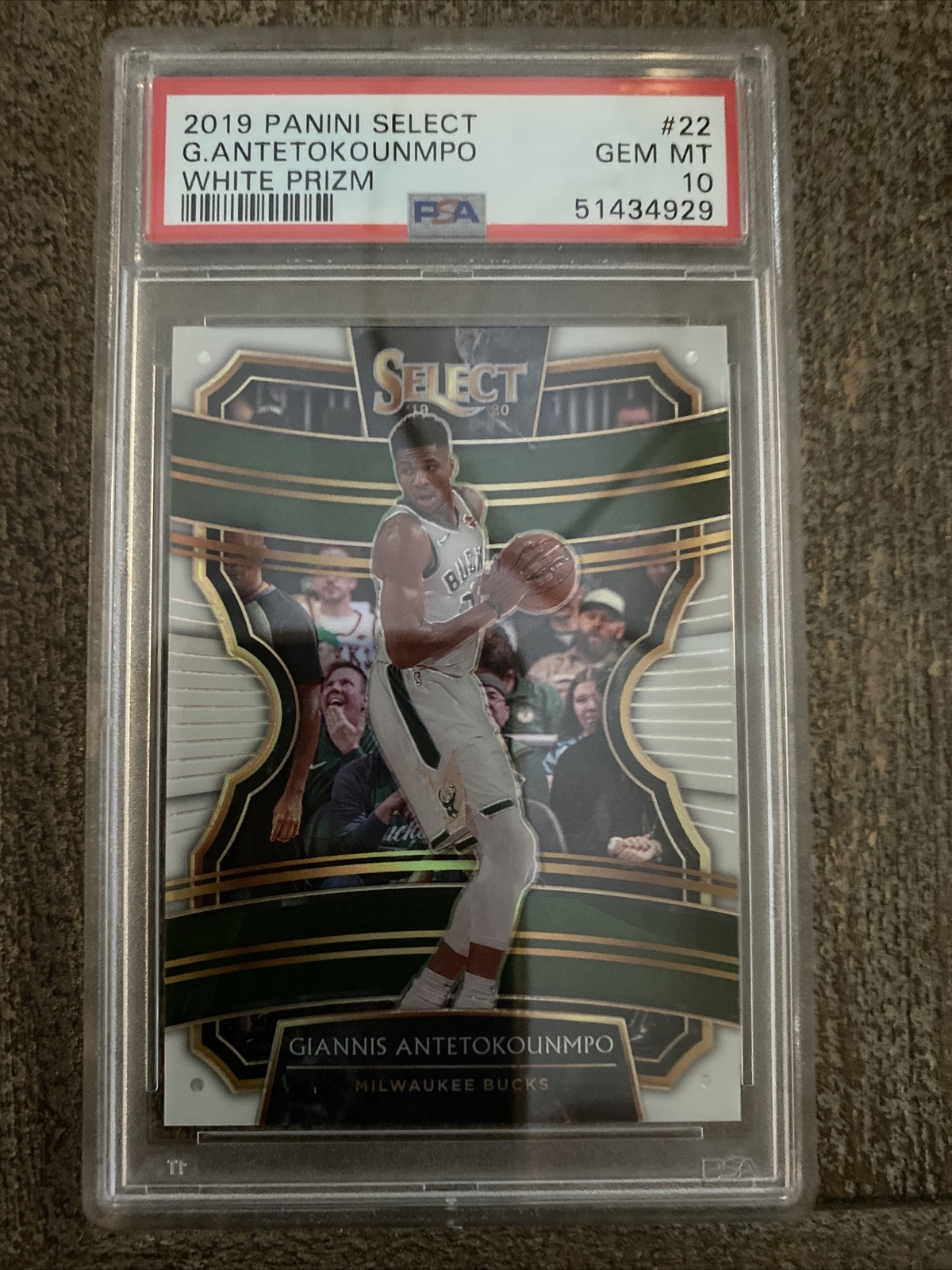 2019-20 Panini Select Concourse White Prizm Giannis Antetokounmpo 70/149