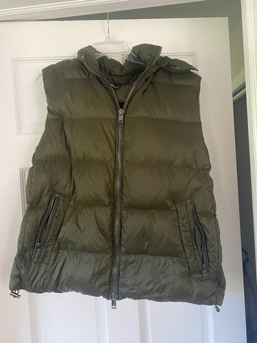 Michael Kors Men’s Quilted Vest With Hood - Picture 2 of 5