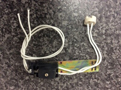 12V Halogen Beleuchtung Anschlusskasten, Fassung & Downlighter Clip, Robus / JCC?