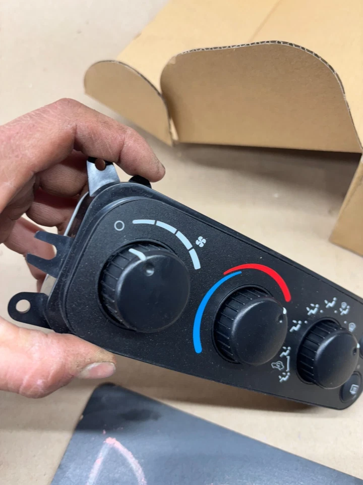 Dodge RAM 1500 2500 3500 2001-2005 Dakota módulo de control de climatización totalmente nuevo 599-212 Foto 4 de 4