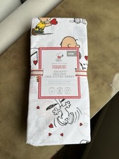 NWT Pottery Barn Kids PEANUTS Snoopy Organic Crib Fitted Sheet. 100 Cotton