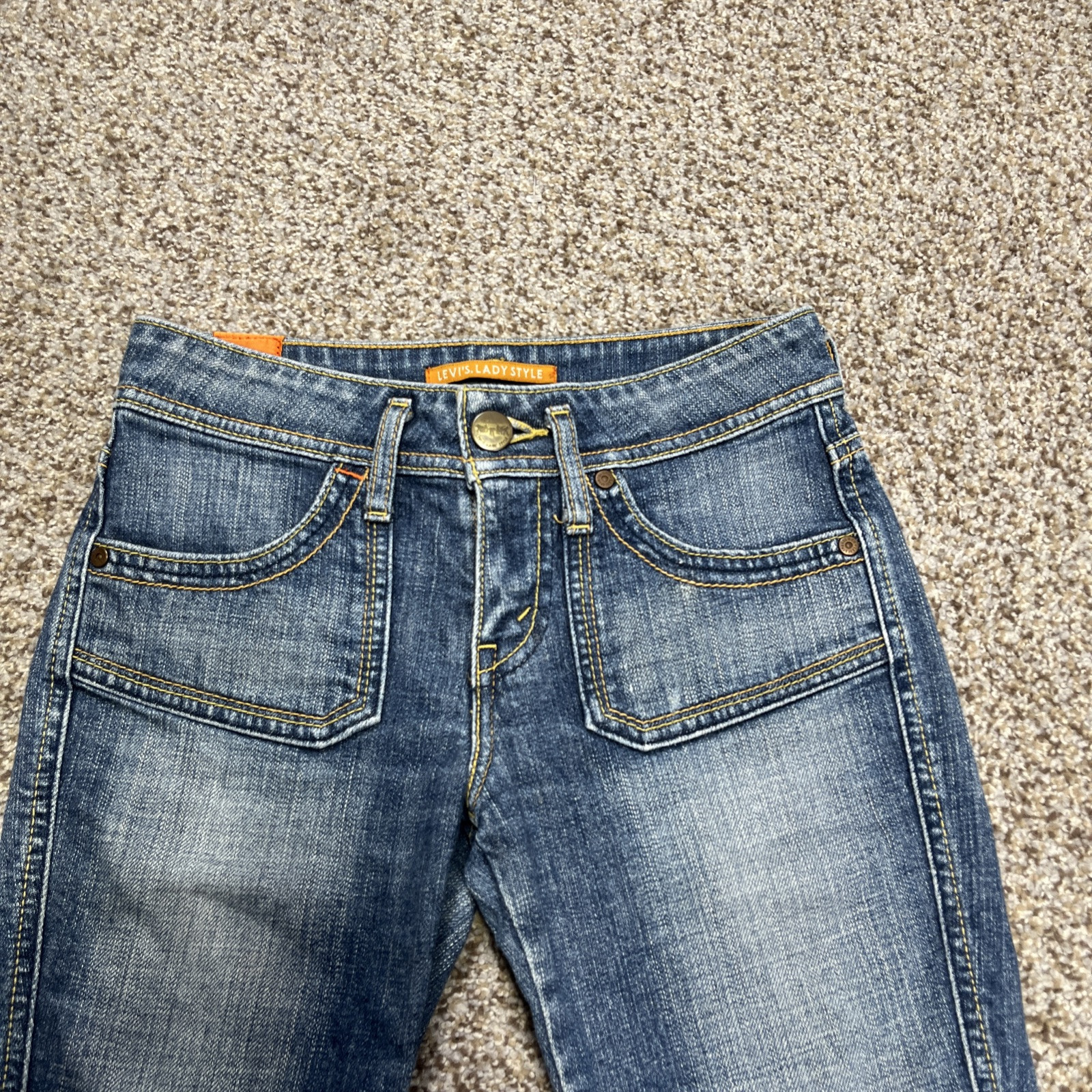 Levi’s Lady Style Shorts Women’s Size 28 Blue Denim Waist 27 - View 4