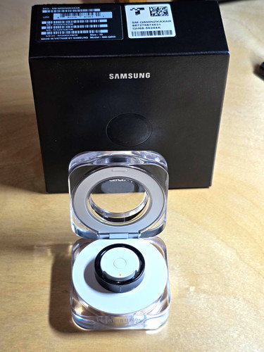 Samsung Galaxy Ring Size 10 Titanium Black Smart Ring w/ Charging Case - Tested
