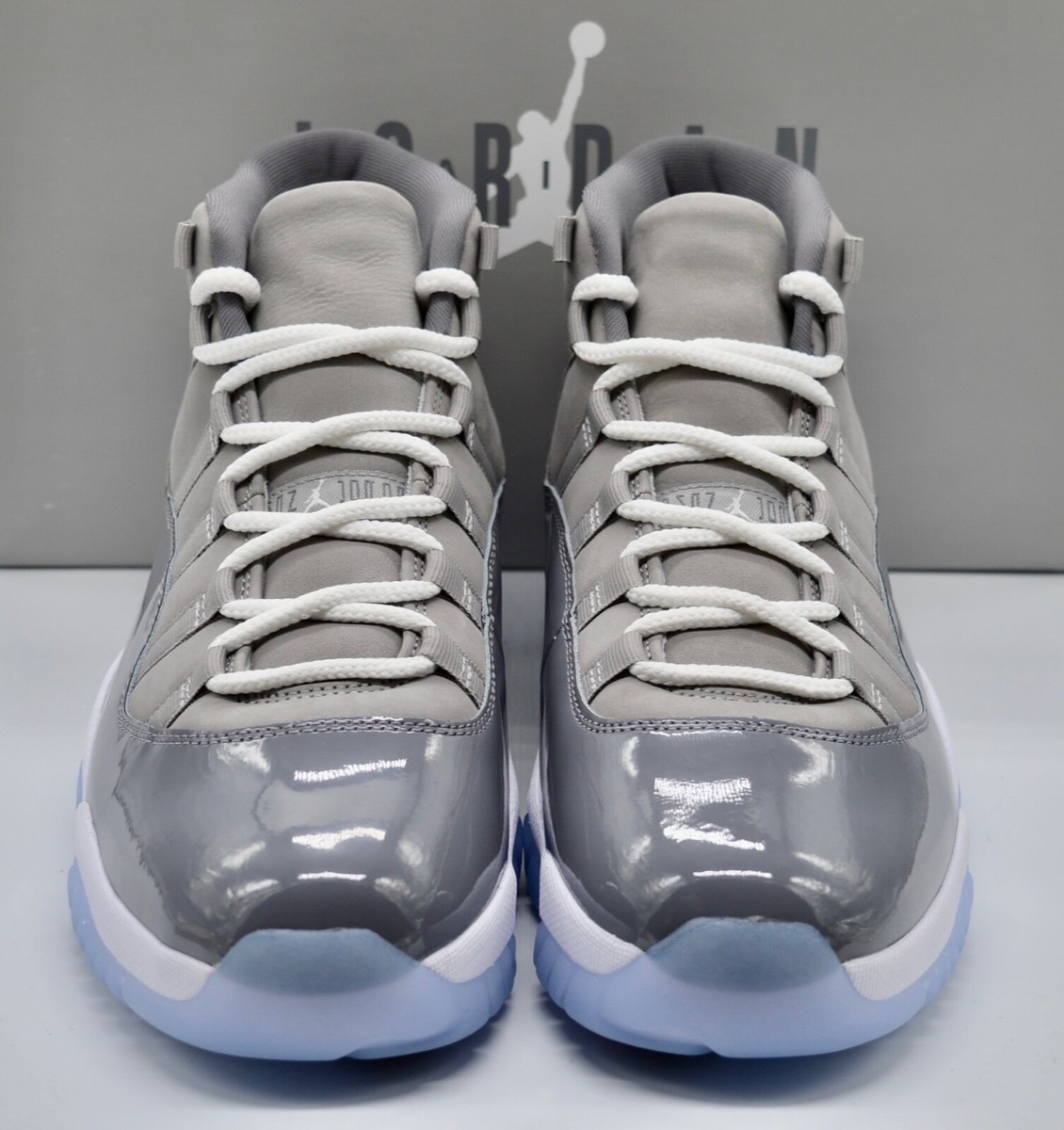 靴 NIKE AIRJORDAN 11RETRO MEDIUM GREY 26cm New Nike Air Jordan XI (11) 2021 Cool Grey Medium Grey/Multi White