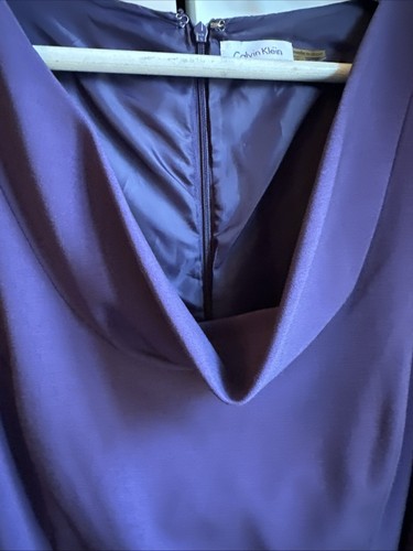 Vestido vaina mujer Calvin Klein morado manga gorra talla 10 (NUEVO) con cinturón. - Imagen 3 de 6