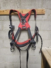 3M PROTECTA 1161205 MED/LG FULL BODY HARNESS W/ BELT FALL PROTECTION SALA