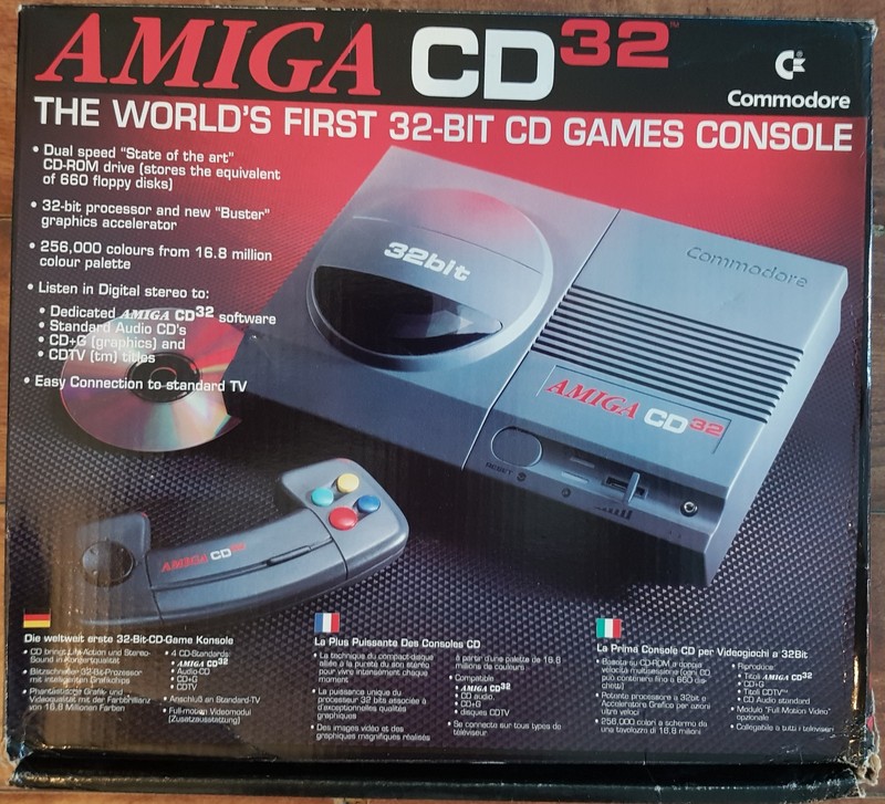 Commodore Amiga CD32 Console Boxed with games & original psu supply & controller