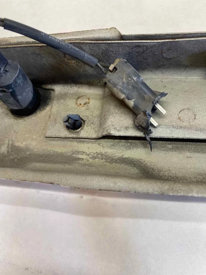 Soporte de soporte de lazo del radiador delantero KIA SPORTAGE 1998-2002 2,0 L TRACCIÓN DELANTERA A/T Wagon G Foto 4 de 4