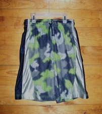 The Children's Place Boys Gray and Green Shorts Size Medium 7/8 EUC