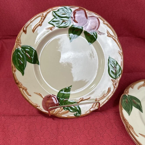 Vintage Franciscan Apple 8” Salad/Luncheon Plates Made in USA - Set of 2 FLAW