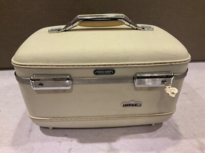 Vintage American Tourister Tiara Textured Cream Color, Vanity ONE