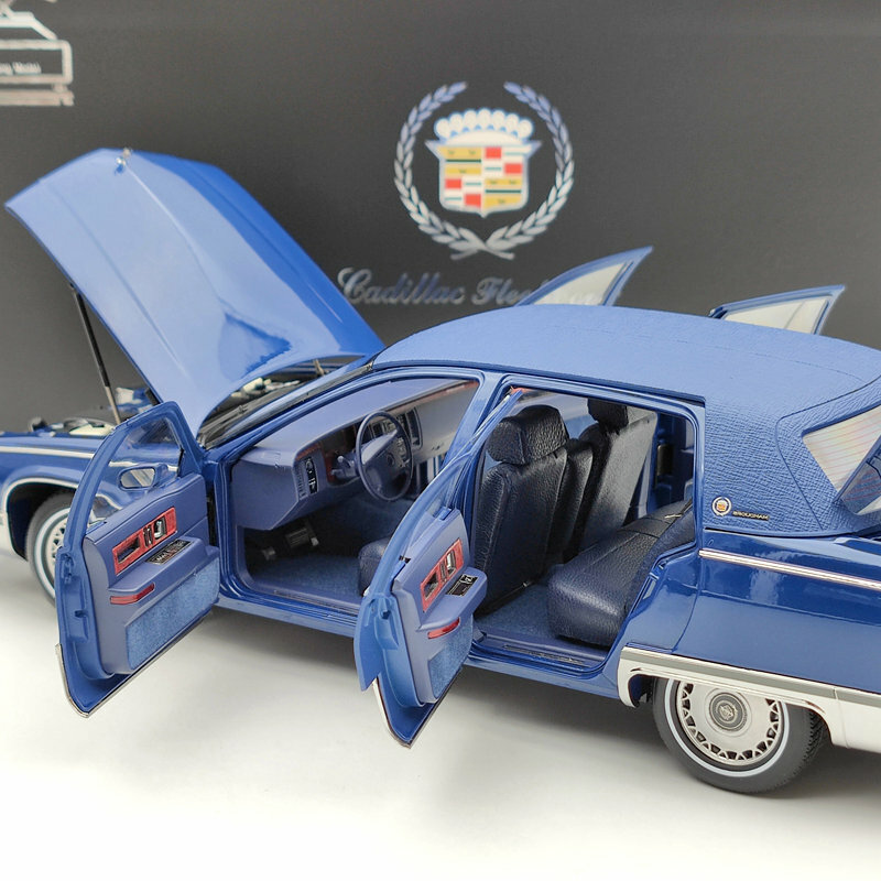 No290 ミニカー1/18箱あり 40 Cedric Fleetwood No290 ミニカー1/18箱あり 40 Cedric Fleetwood