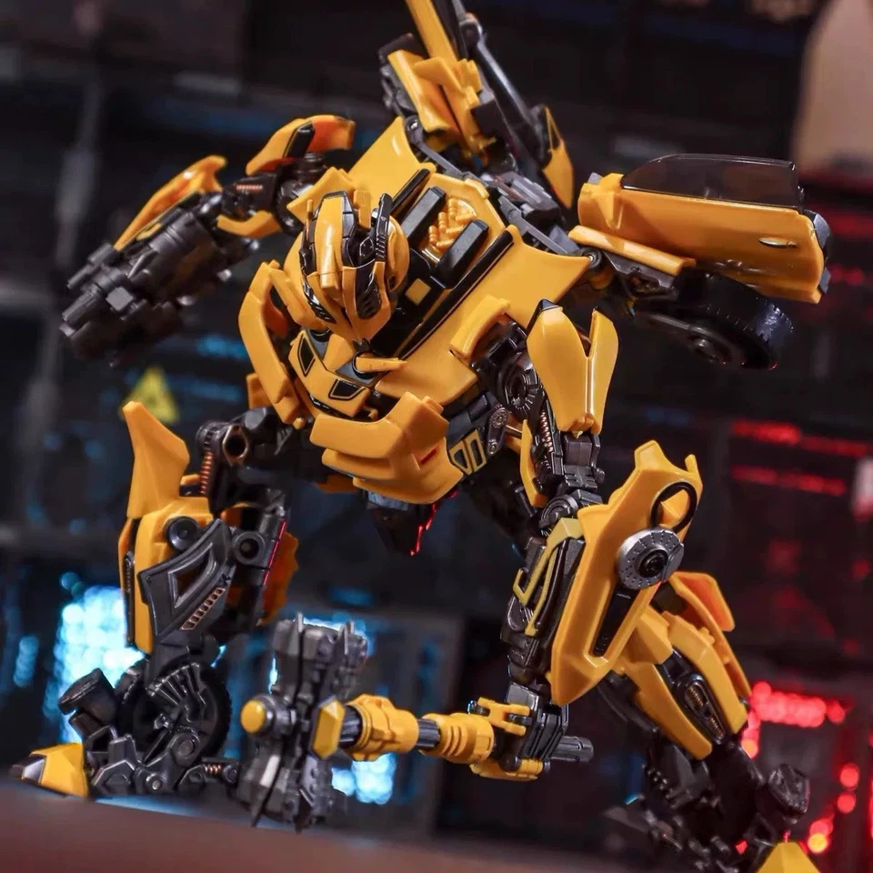 Legendary Toys LTS-03C Hornet (not-Bumblebee) w/ Upgraded Head - Image 4 of 4