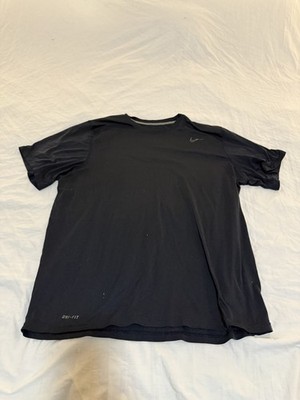 Nike Dri-Fit Men XL Black Tailwind Running T-Shirt 172