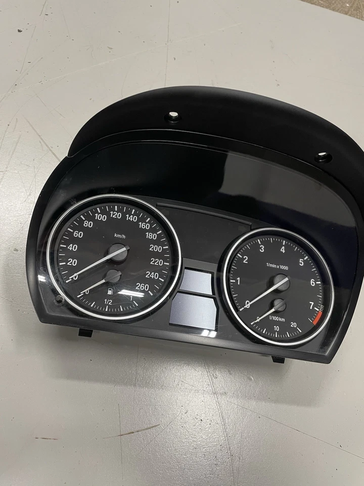 06-13 BMW 328I 328XI E90 E92 E93 INSTRUMENT CLUSTER SPEEDOMETER OEM - Image 3 of 4