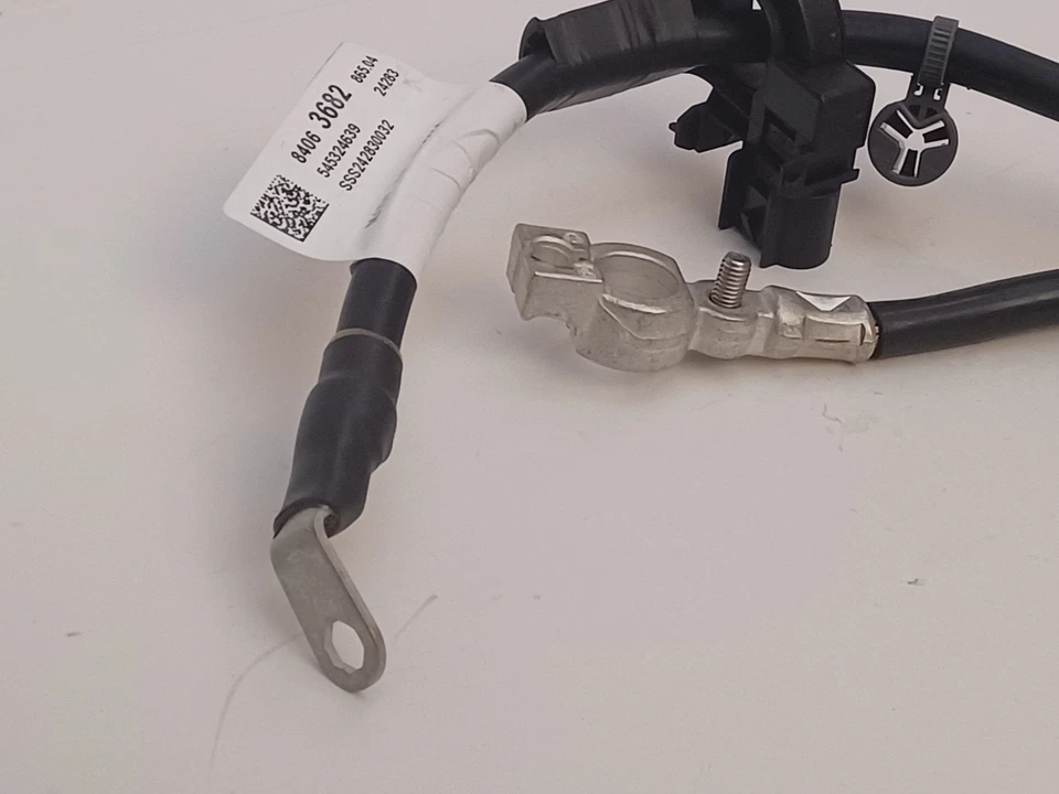 Cabo de bateria 3.6 extremidades negativas 84063682 13505396 para 2017 Chevrolet Camaro - Imagem 3 de 4