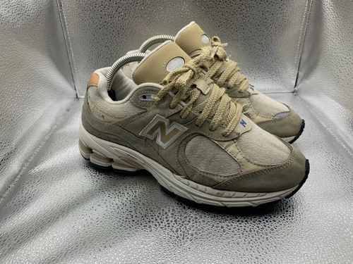 New Balance 2002R Steel Light Grey Suede Shoes Women and Men, Size 4
