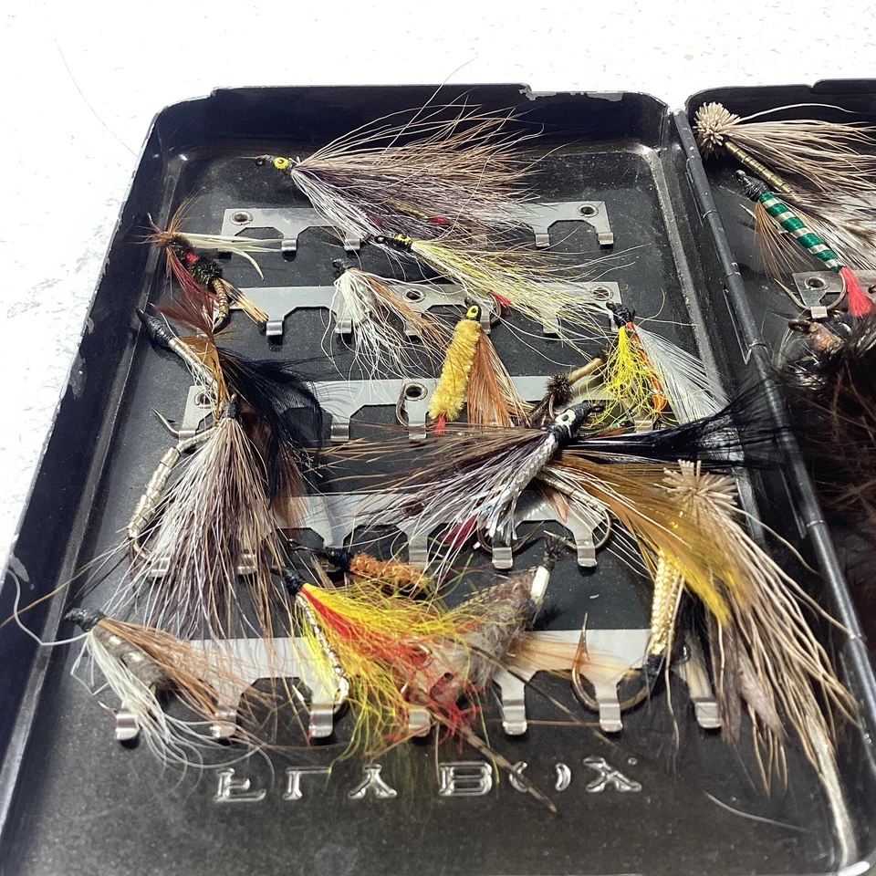 Lote de mezcla de moscas de pesca con mosca lubina bagre trucha pelo pluma colección Foto 2 de 4