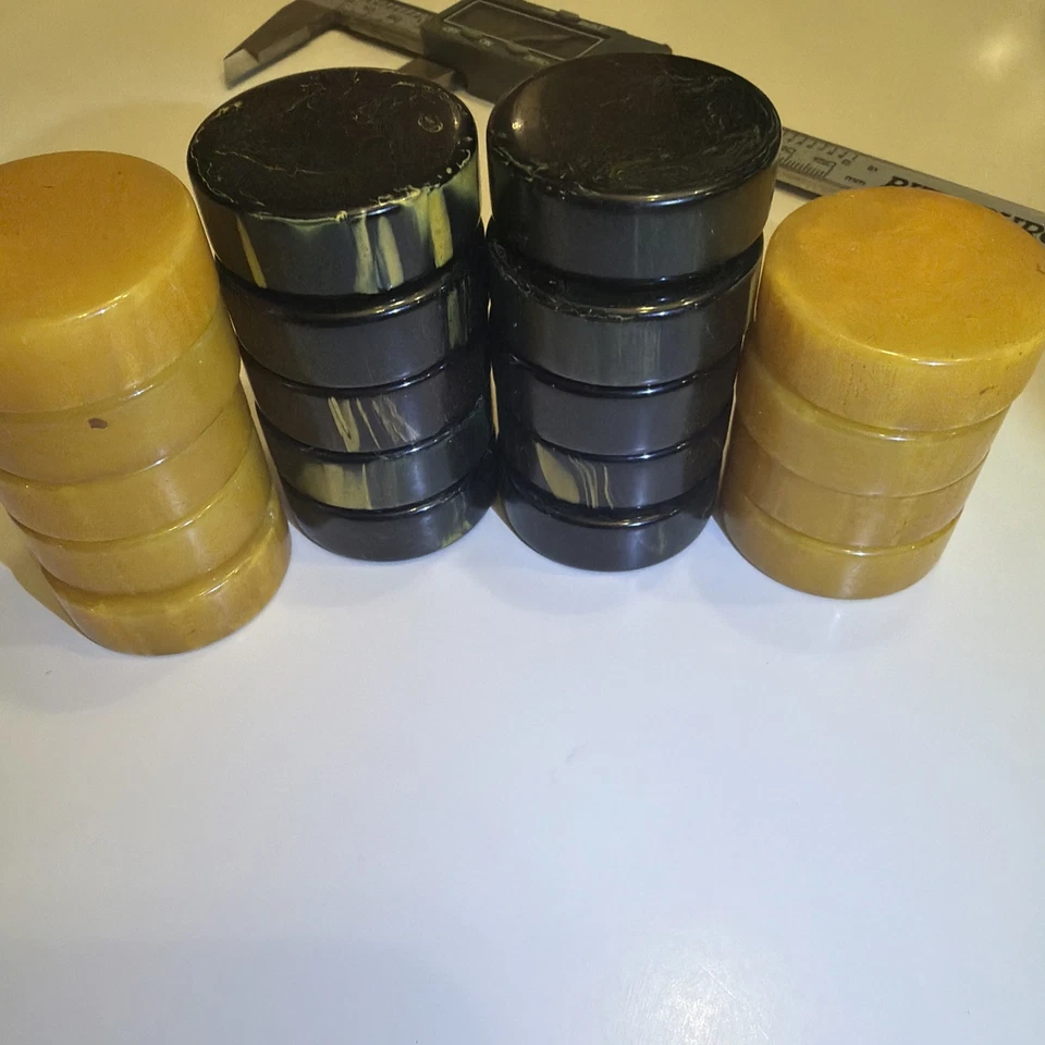 19VTG  Bakelite Catalin Backgammon Checkers Butterscotch &black yellow346Gr - Image 2 of 4