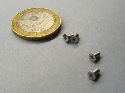 Flat Head Phillips Machine Screw 18-8 Stainless Steel 1-72 x 3/16'' Length 100 Pc