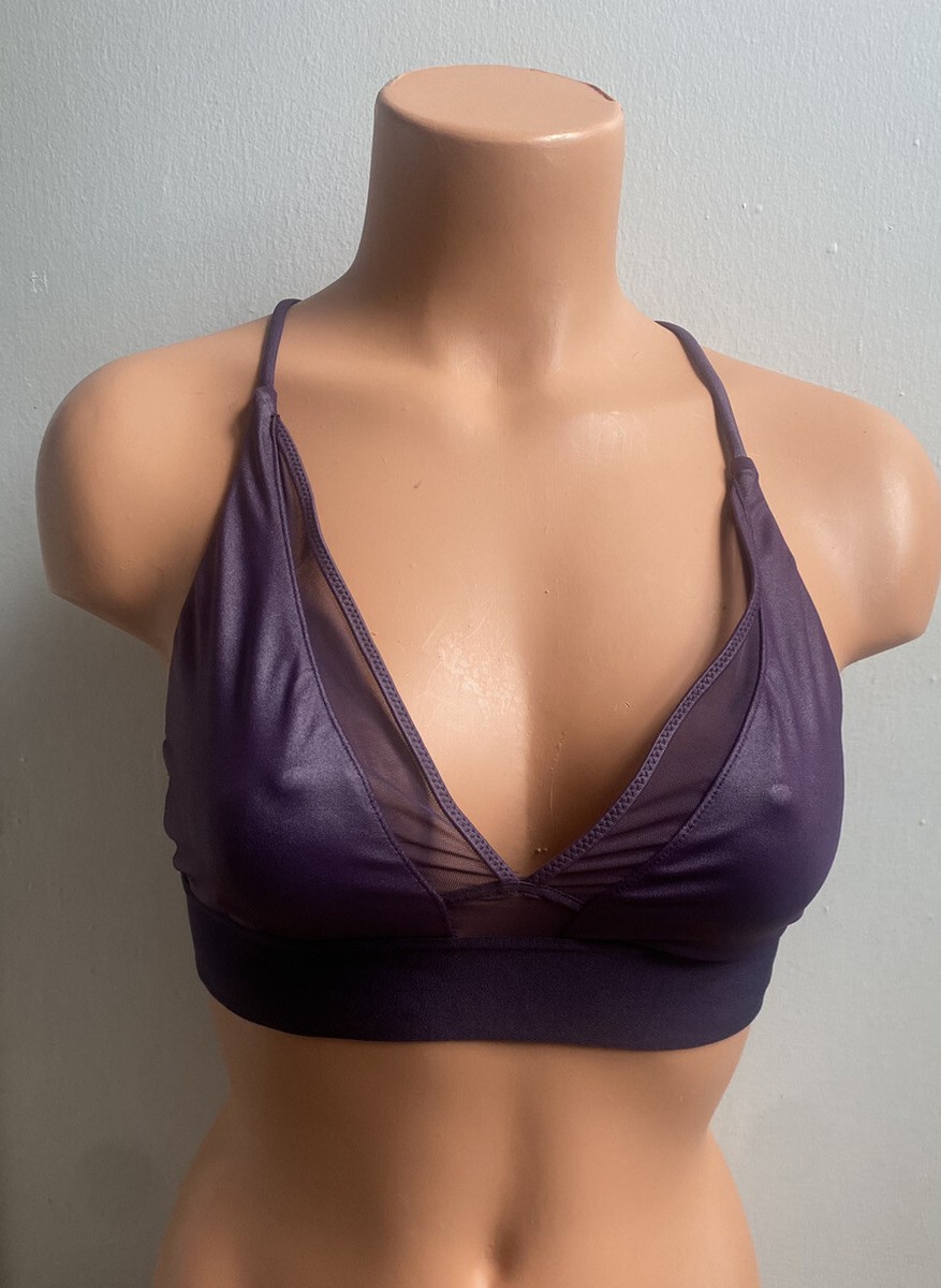Victoria Secret Incredible Underwire Lined Sport Bra Size M. C80