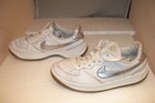 Vintage 2002 Nike Ace 83' Women's Sneakers Size 8.5 143070-102 White Silver