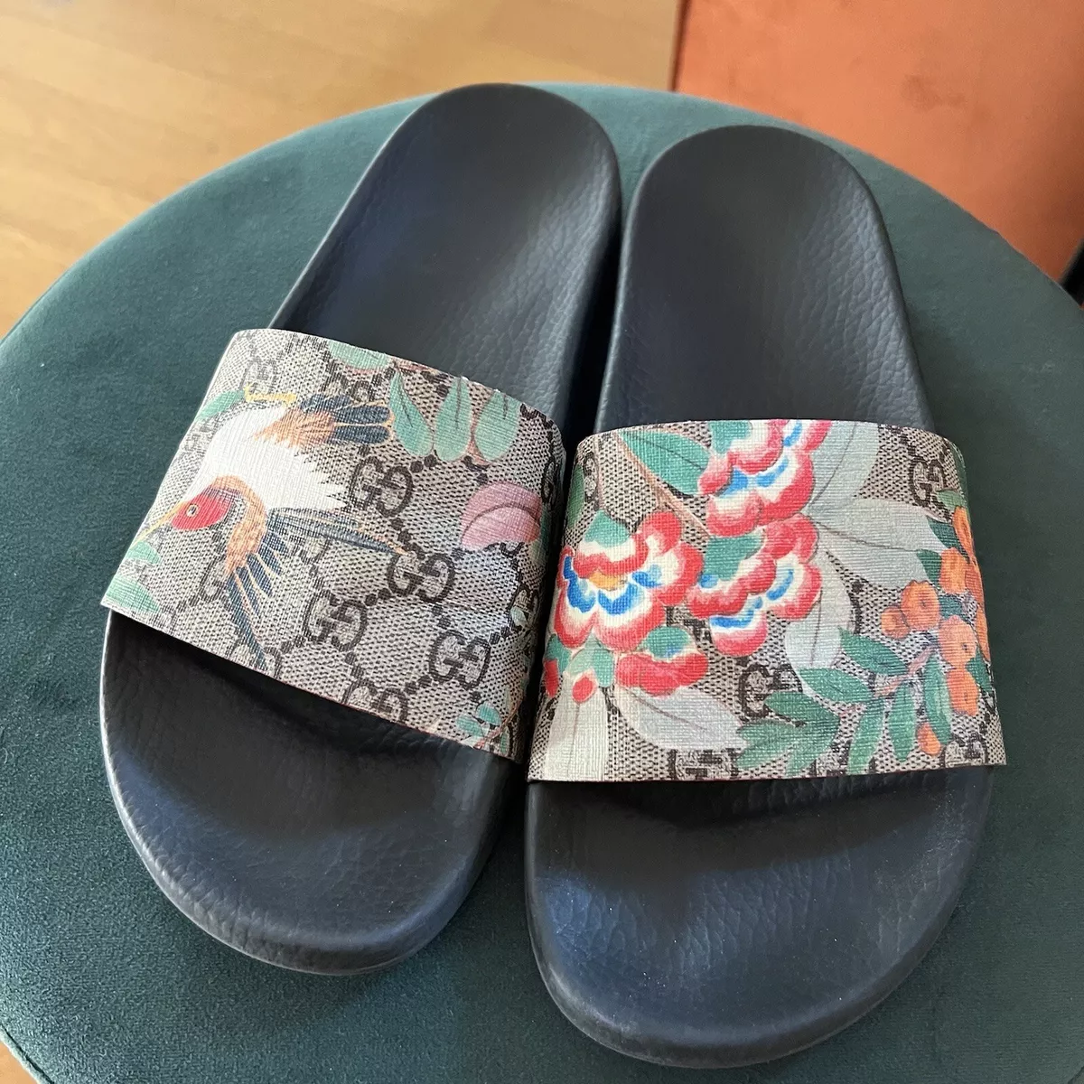 Gucci bloom 2025 slides size 8