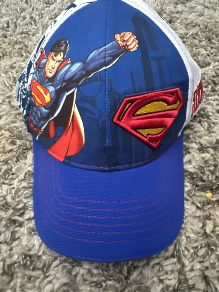 DALE WONHARDT JR EL CABALLERO OSCURO PELÍCULA BATMAN CAR Y NUEVA GORRA SUPERMAN NASCAR PIT Foto 4 de 4