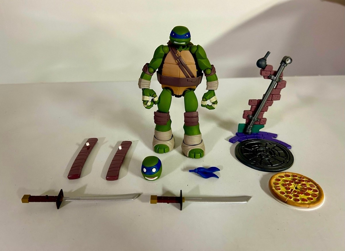 Kaiyodo Revoltech Leo Leonardo from Teenage Mutant Ninja Turtles